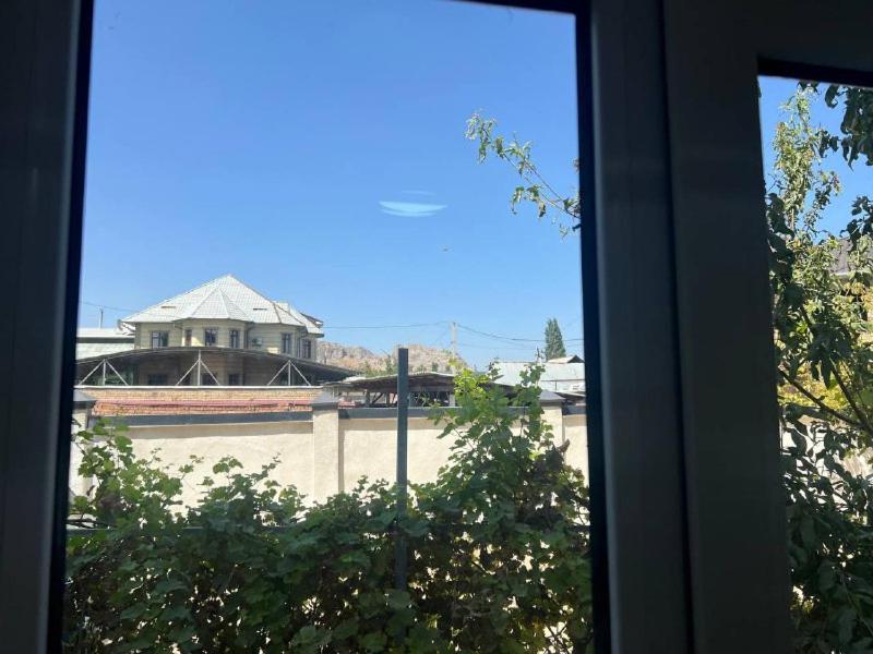 Abs Guest House Osh Εξωτερικό φωτογραφία